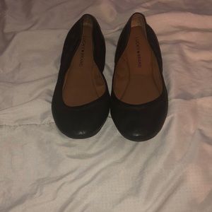 Mint condition woman’s flats